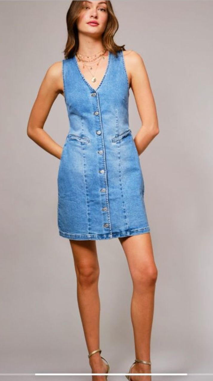 Vestido Mezclilla con boton