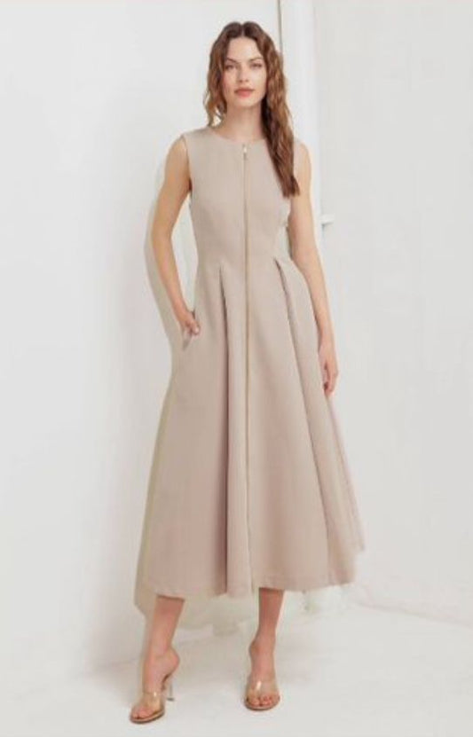 Vestido con cierre